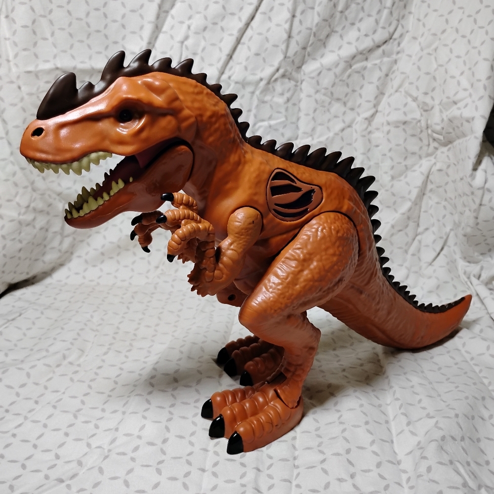 Mighty MegasaurT-Rex Figure Adventure Force